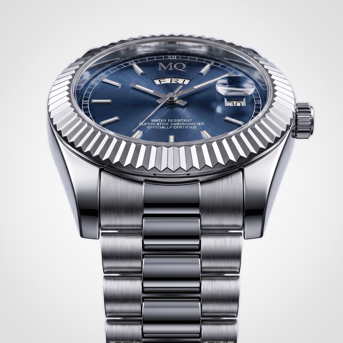 MQ Equinox blue-dial quartz - dial macro